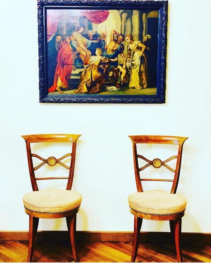 Palazzo Lari Sarzana Hotell Exteriör bild
