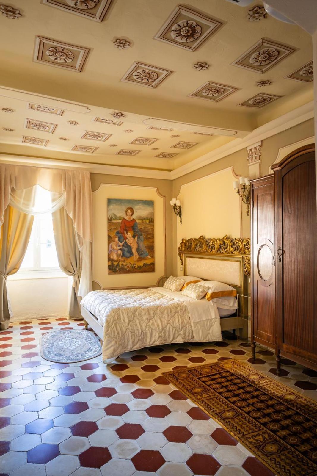 Palazzo Lari Sarzana Hotell Exteriör bild
